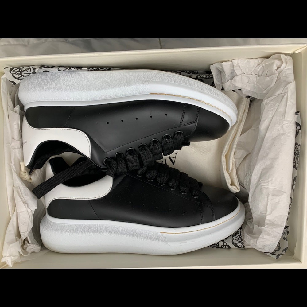 Alexander McQueen Size 40